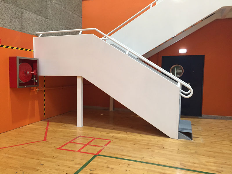 Escalera 7